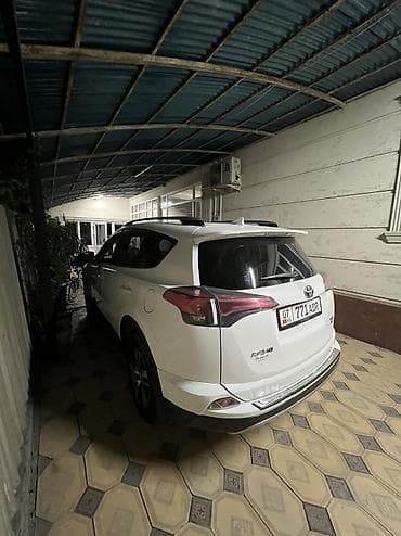таёта раш: Toyota RAV4: 2018 г., 2.5 л, Автомат, Бензин, Кроссовер — 4
