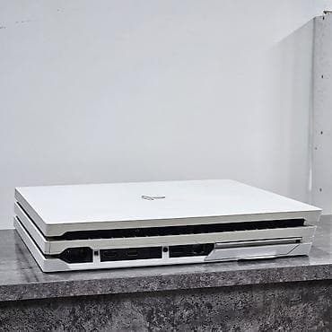 best comp: Продам Playstation 4pro в отличном состоянии. В комплекте 3 игр и два — 4