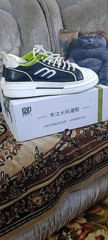 кроссовки 36: Кроссовки повседневные с контрастным дизайном - Цвет: черно‑белый с — 1