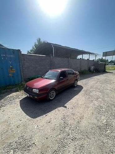 lexus 47: Volkswagen Vento: 1993 г., 1.8 л, Бензин — 5