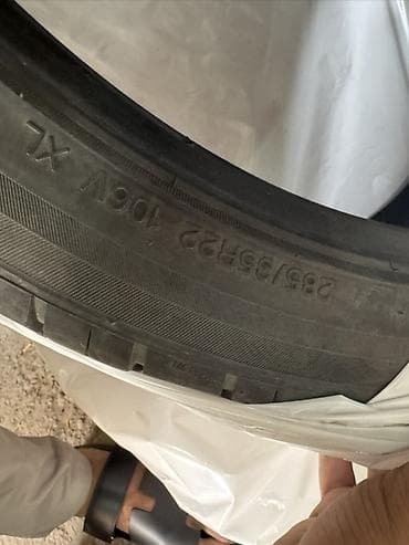 Унаа: Продаю резину от BMW G05 Разноширокие 285/35/22 315/30/22 Летние — 3