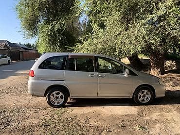 портер 2 салон: Nissan Liberty: 2003 г., 2 л, Автомат, Бензин, Минивэн — 2