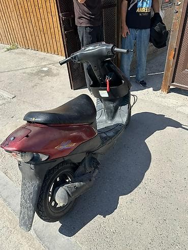 dio 27: Скутер Suzuki Let’s II (50 куб. см) - Компактный городской скутер с — 1