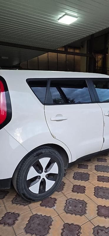 Продажа авто: Kia Soul EV: 2018 г., Электромобиль, Хэтчбэк — 3