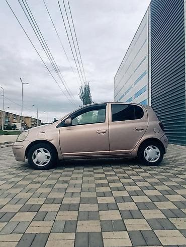 Транспорт: Toyota Vitz: 2003 г., 1 л, Автомат, Бензин, Хэтчбэк — 10