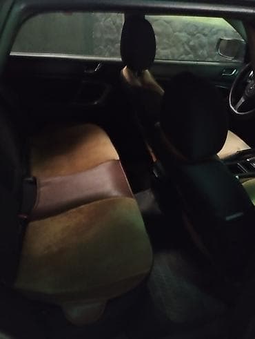 Subaru Outback: 2004 г., 2.5 л, Автомат, Бензин, Универсал — 9