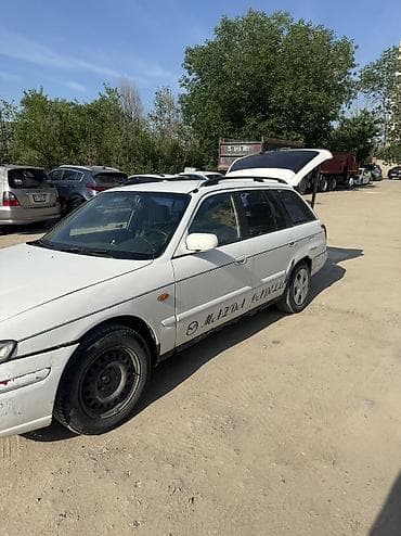 Mazda 626: 2000 г., 2 л, Механика, Газ, Универсал