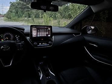 e klass: Toyota Corolla: 2022 г., 1.8 л, Вариатор, Гибрид, Седан — 9