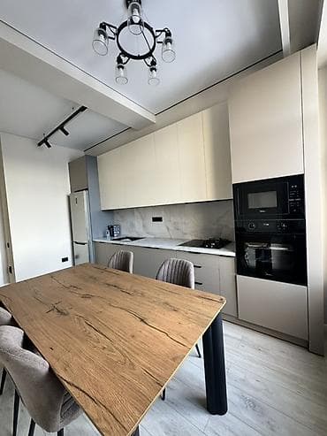 квартира азия молл: 2 комнаты, Собственник — 5