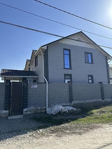 230: 🔥Продается Мансардный дом🔥 🏡Район: Ак Ордо 1 ✅Участок:5 соток — 7