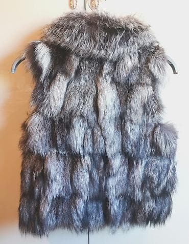 соболь: Жилет натуральный мех. Соболь. В хорошем состоянии. Высота :50 см — 2