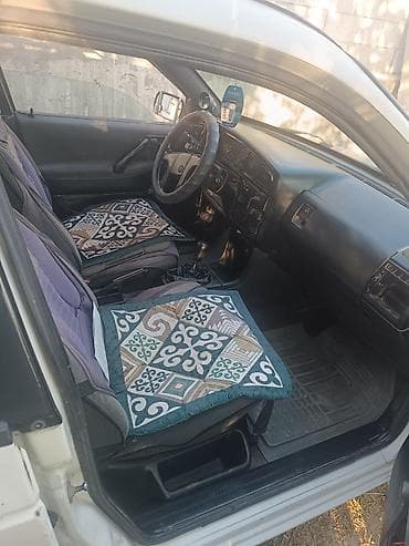 Унаа сатуу: Volkswagen Passat: 1990 г., Универсал — 1