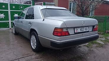 мерседес т 1: Mercedes-Benz W124: 1993 г., 2 л, Кол менен иштөөчү, Бензин, Седан — 4