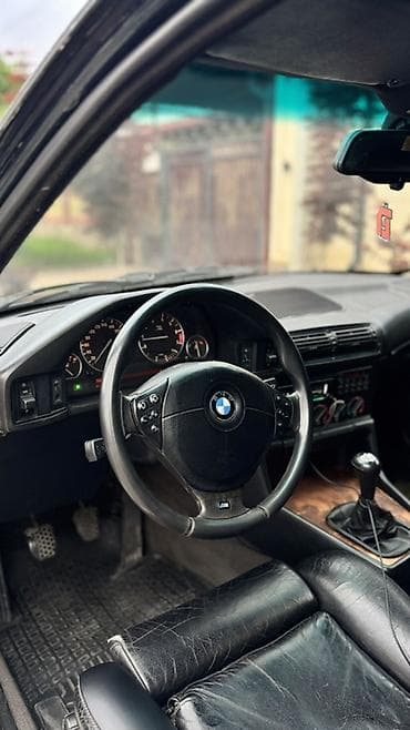 бампер ниссан марч: BMW 5 series: 1993 г., 4.4 л, Механика, Бензин, Седан — 10