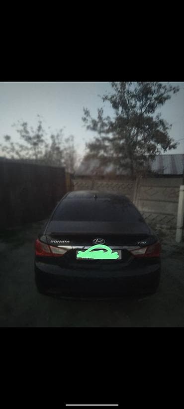 camry 2010: Hyundai Sonata: 2009 г., 2 л, Автомат, Газ, Седан — 4