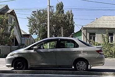 h rv: Honda Fit Aria: 2003 г., 1.5 л, Вариатор, Бензин, Седан — 4