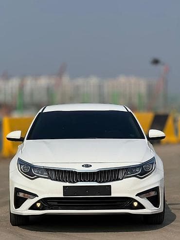 camry 2020: Kia K5: 2020 г., Седан — 1