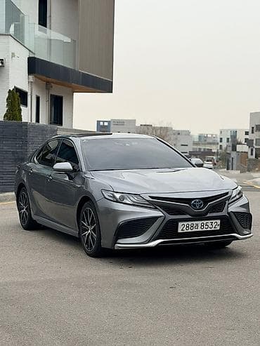 lexus gs: Toyota Camry: 2022 г., 2.5 л, Автомат, Гибрид, Седан — 4