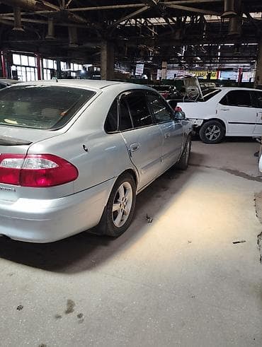 mazda 3: Mazda 626: 2001 г., 1.8 л, Механика, Бензин, Седан — 2