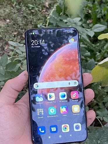 Xiaomi, Mi 9 Lite, Б/у, 64 ГБ, цвет - Черный, 2 SIM — 9