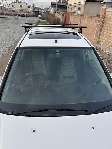 колор: Honda Stream: 2002 г., 2 л, Автомат, Бензин, Минивэн — 6