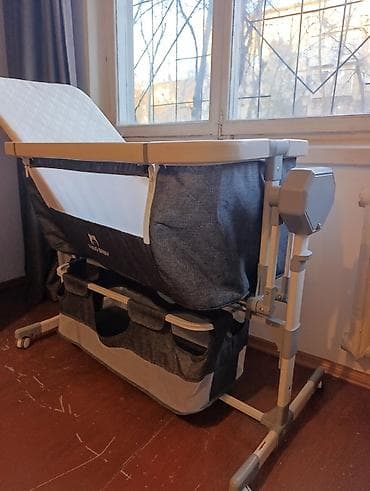 Детская приставная кроватка, Б/у, С колесиками, цвет - Серый