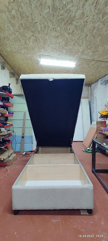 односпальные кровати фото: Односпальная кровать, Новый, С мягким изголовьем, В рассрочку, длина - 200 см — 6