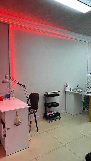 место бровиста: Нам в дружный коллектив нужны мастера, парикмахеры колористы, и — 5