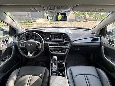 Продажа авто: Hyundai Sonata: 2023 г., 2 л, Автомат, Газ, Седан — 4