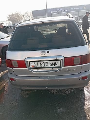 Toyota: Toyota Ipsum: 1997 г., 2 л, Автомат, Бензин, Минивэн — 2