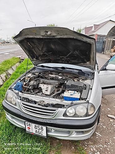 аудио касета: Toyota Avensis: 1999 г., 1.8 л — 3