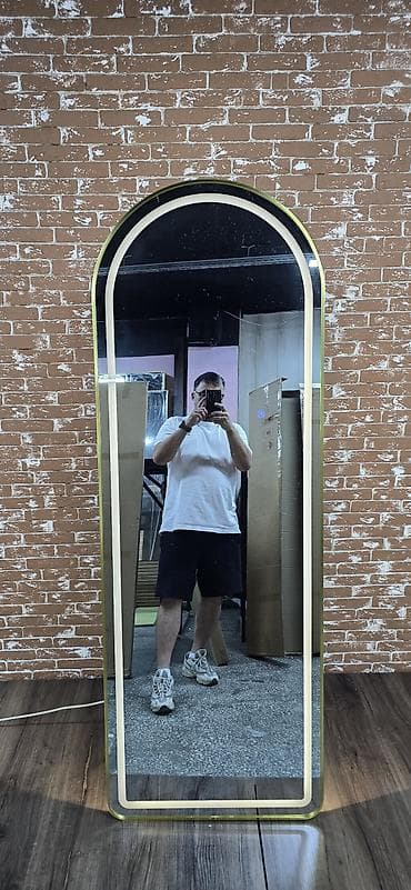 Зеркало в полный рост с подсветкой, 3 положения, теплая, нейтральная и at lalafo.kg Зеркало в полный рост с подсветкой, 3 положения, теплая, нейтральная и