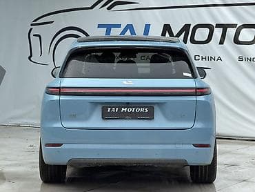 Lixiang L7: 2025 г., 1.5 л, Автомат, Гибрид, Кроссовер at lalafo.kg Lixiang L7: 2025 г., 1.5 л, Автомат, Гибрид, Кроссовер