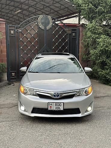 Toyota Camry: 2013 г., 2.5 л, Автомат, Гибрид, Седан