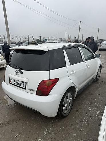 tayota voltz: Toyota Ist: 2002 г., Автомат, Бензин, Хэтчбэк — 1