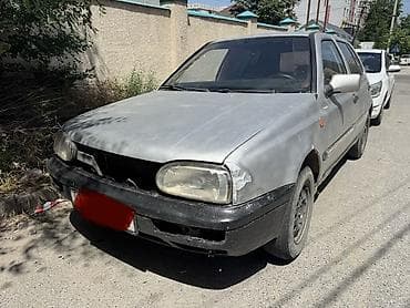Продажа авто: Volkswagen Golf: 1984 г., 1.6 л, Механика, Бензин, Хэтчбэк — 1