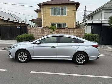 соната элф: Hyundai Sonata: 2021 г., 2 л, Газ, Хэтчбэк — 4