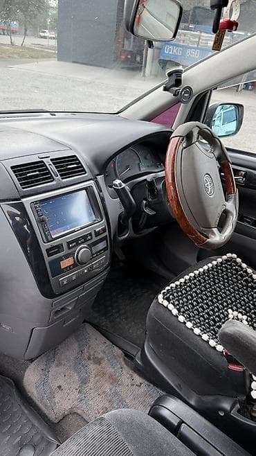 вокси ноах: Toyota Ipsum: 2004 г., 2.4 л, Автомат, Газ, Минивэн — 6