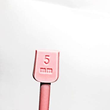 5 нитка б у: Спицы розовые прямые, толщина 5 мм, длина 40 см - цена за пару — 2