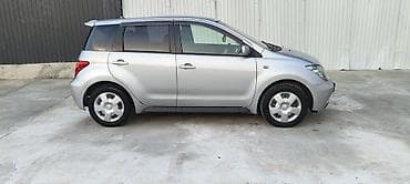 перекурить авто: Toyota Ist: 2002 г., 1.5 л, Автомат, Бензин, Хэтчбэк — 4