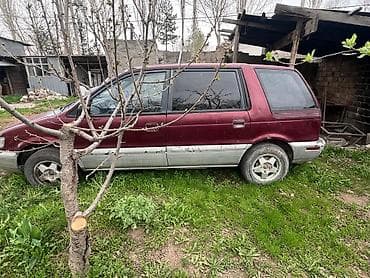transporter multivan: Mitsubishi Space Wagon: 1993 г., 2 л, Механика, Бензин, Универсал — 2