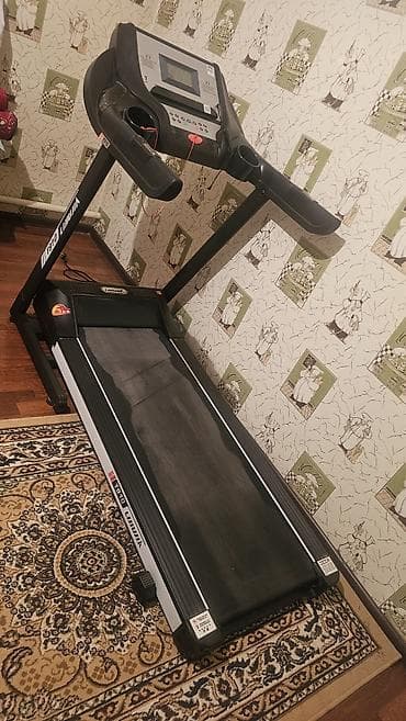 вайеный формы: Беговая дорожка Yijian T910 - Электрическая беговая дорожка для дома — 1