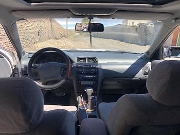 Передняя левая фара Nissan