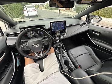 fh 16: Toyota Corolla: 2020 г., 1.8 л, Вариатор, Гибрид, Седан — 7