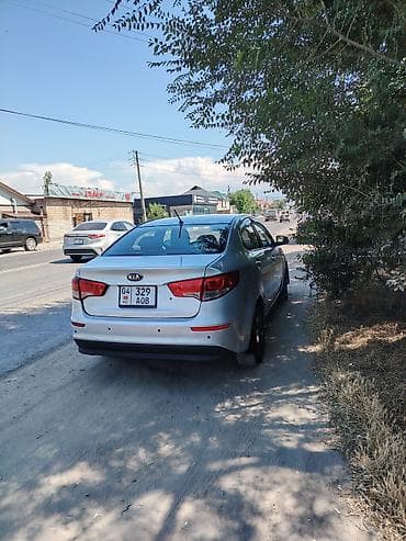 honda e: Kia Rio: 2016 г., 1.6 л, Механика, Бензин, Седан — 3