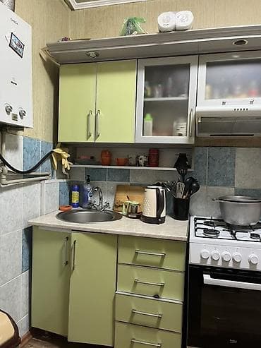 двухъярусные угловые кровати: Кухонный гарнитур, Б/у, цвет - Зеленый, Самовывоз — 3