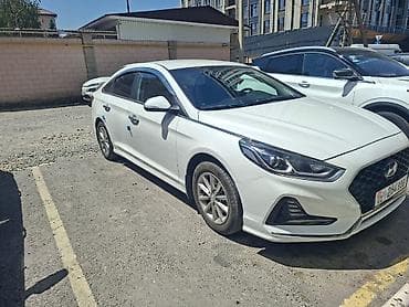 Hyundai Sonata: 2021 г., 2 л, Автомат, Газ, Седан — 4