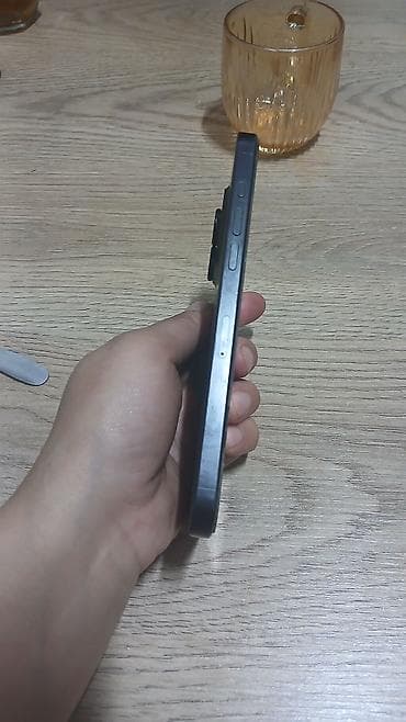 iphone 8 pro max: IPhone 15 Pro, Black Titanium — 1