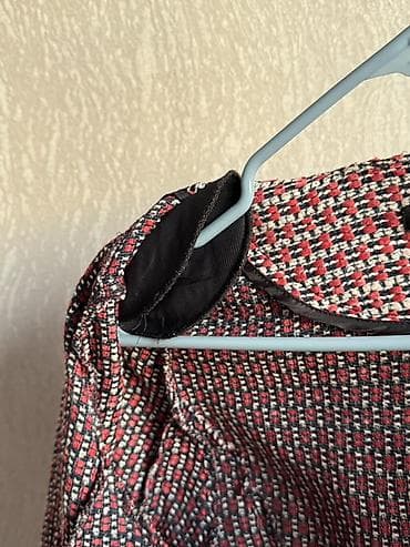 red centr: Жакет FRANK WALDER из твидовой фактурной ткани. В отличном состоянии — 4