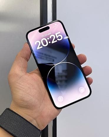 IPhone 14 Pro, Б/у, 256 ГБ, Jet Black, Защитное стекло, Чехол, В рассрочку, 83 %